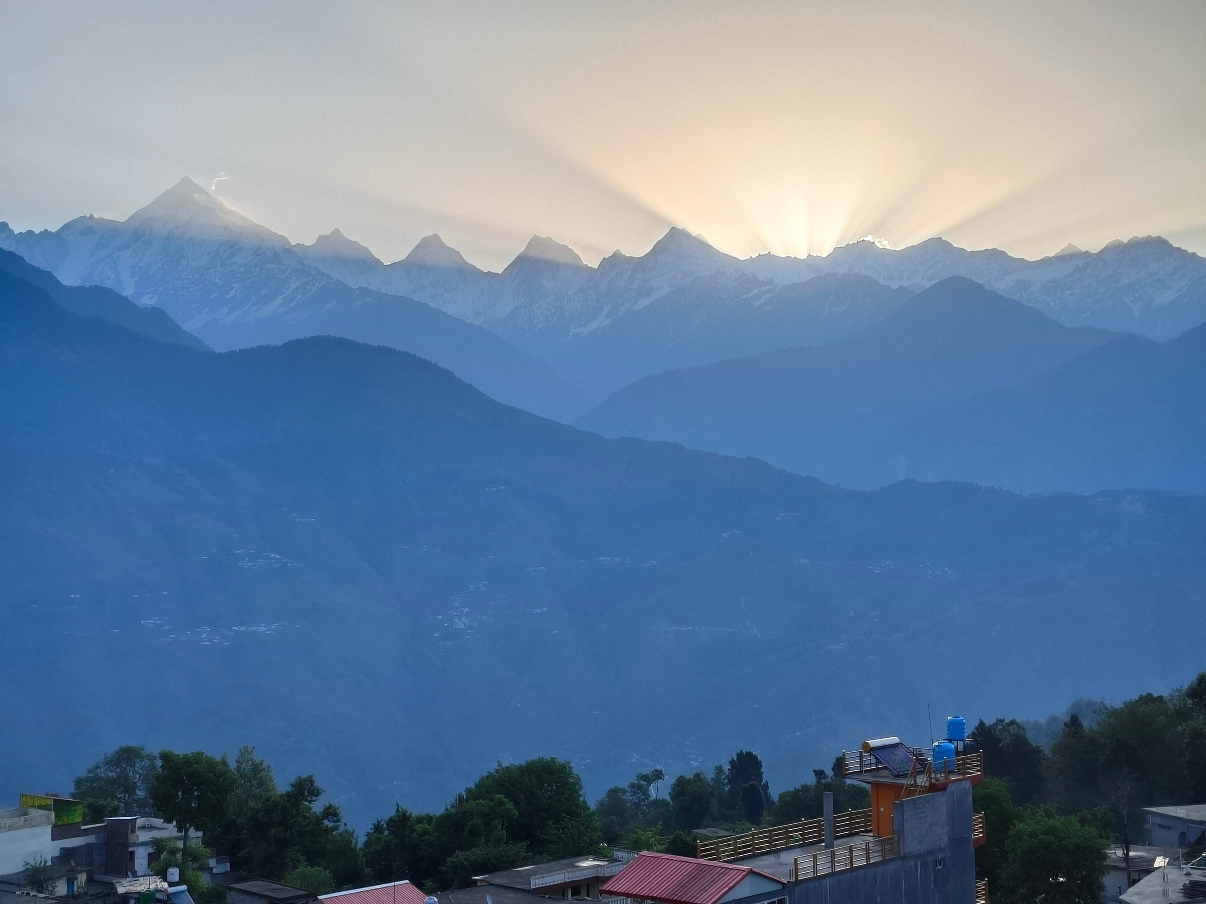 Sunrise over the Panchachuli range above Munsiyari